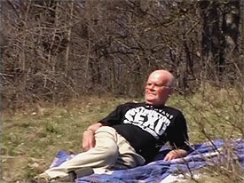 Old fart fucking a young girl