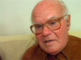 Old fart fucking a young girl